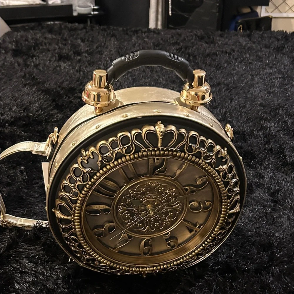 Gold and Black Clock purse vintage look - Picture 2 of 5
